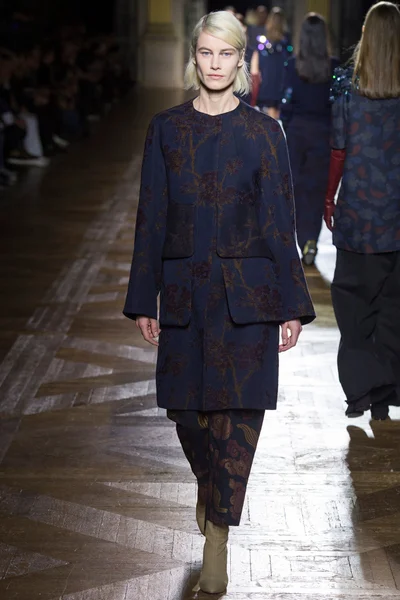 Look 21